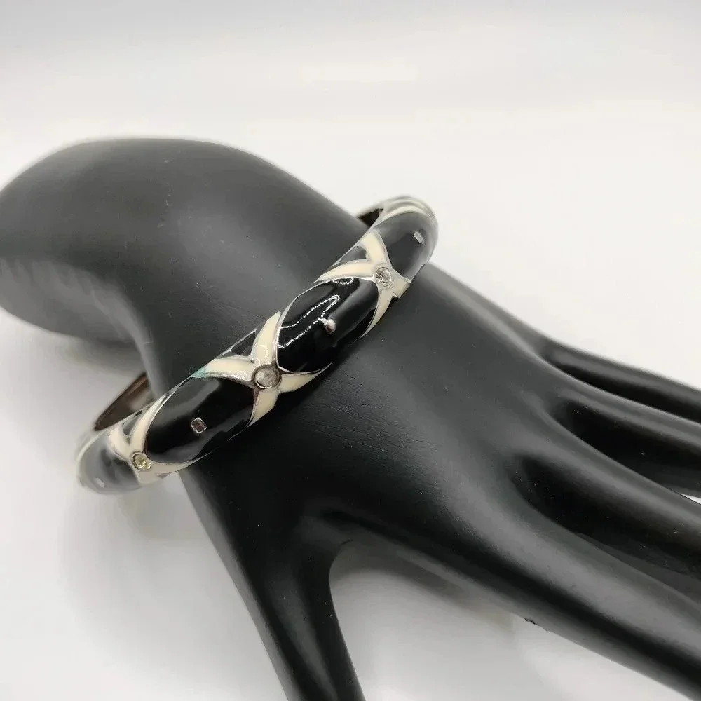Black Cream Enamel Rhinestones Accents Hinge Closure Bangle Silver Tone Bracelet